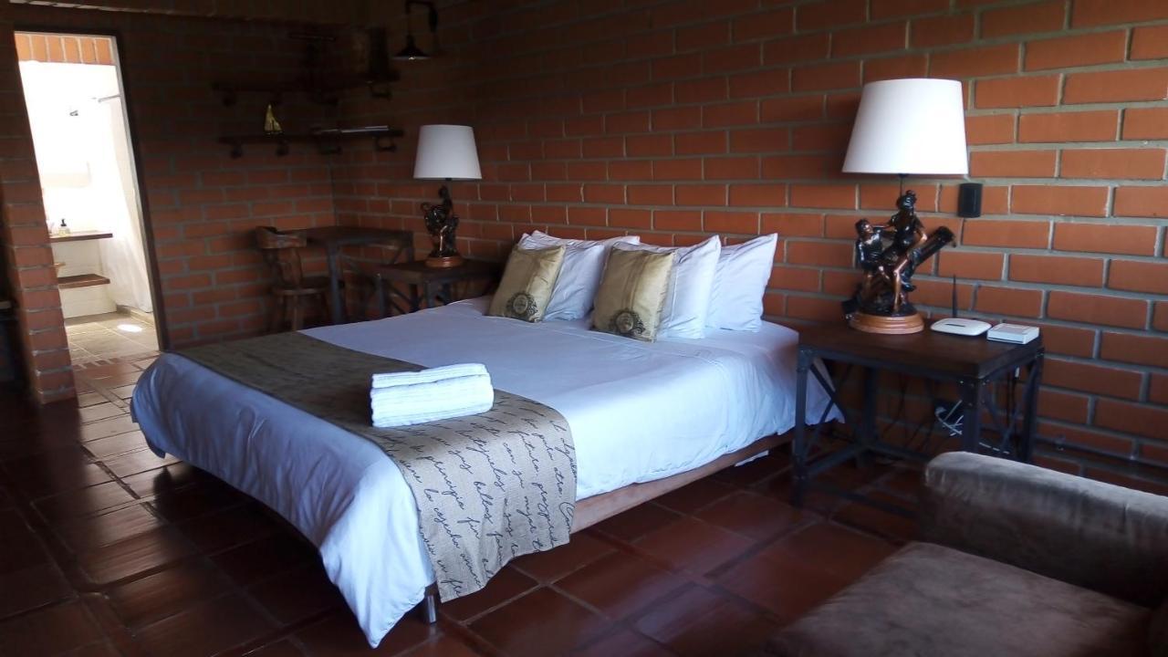 El Penol  Finca Casa Lomaゲストハウス 部屋 写真